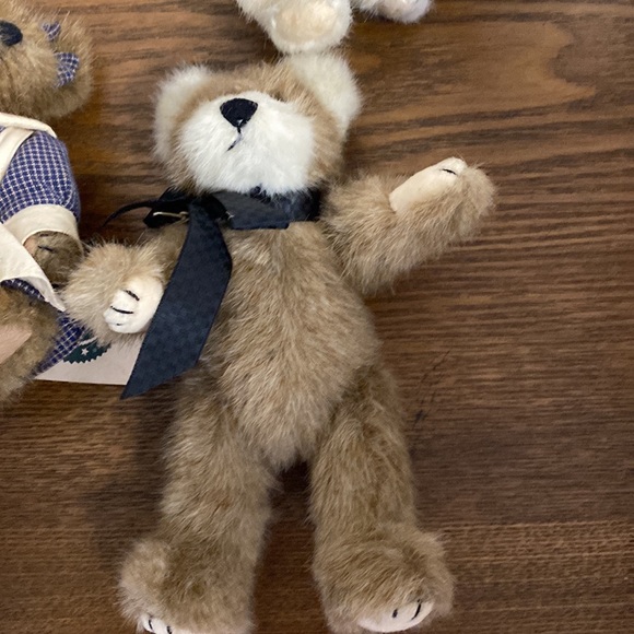 Bundle of 3 Boyd's bears - Picture 3 of 4